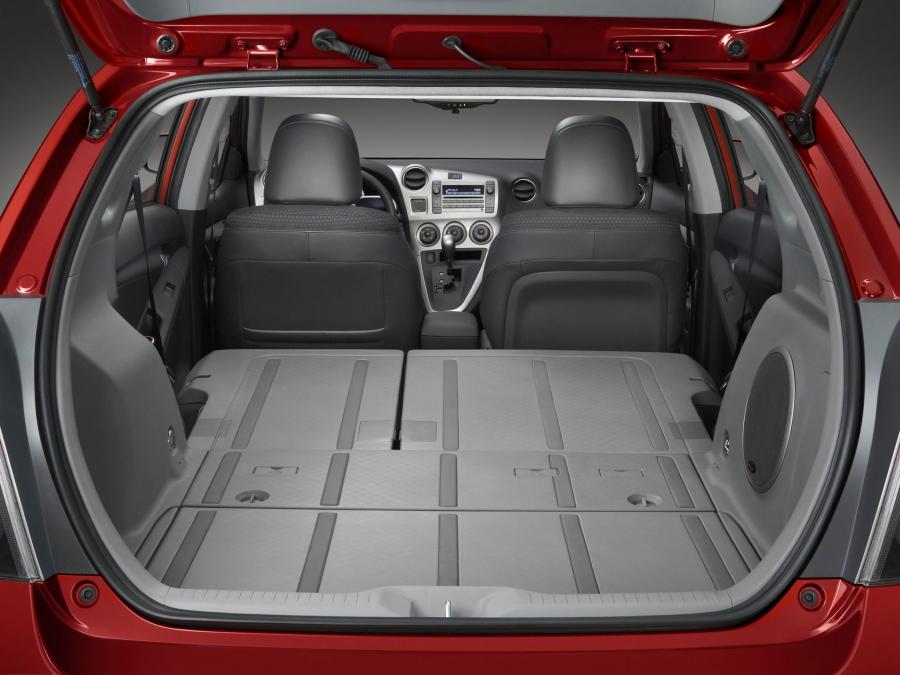 Багажник Pontiac Vibe GT 2009 года  (фото 17 из 42)